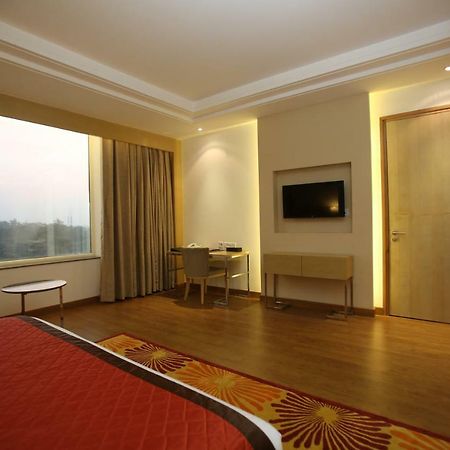 Country Inn & Suites By Radisson, Meerut Buitenkant foto