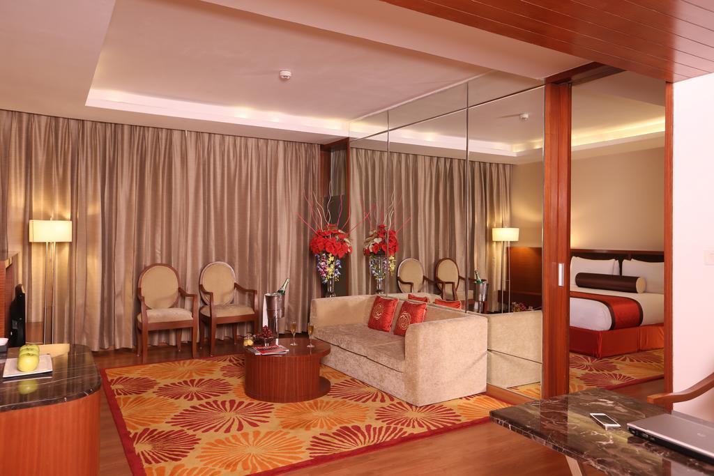 Country Inn & Suites By Radisson, Meerut Buitenkant foto