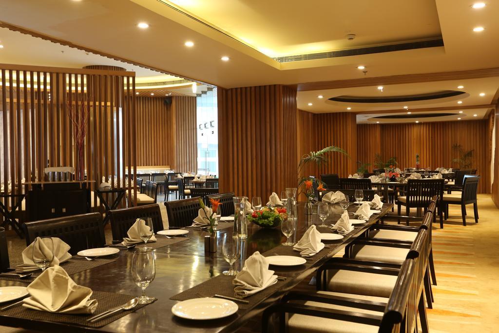 Country Inn & Suites By Radisson, Meerut Buitenkant foto